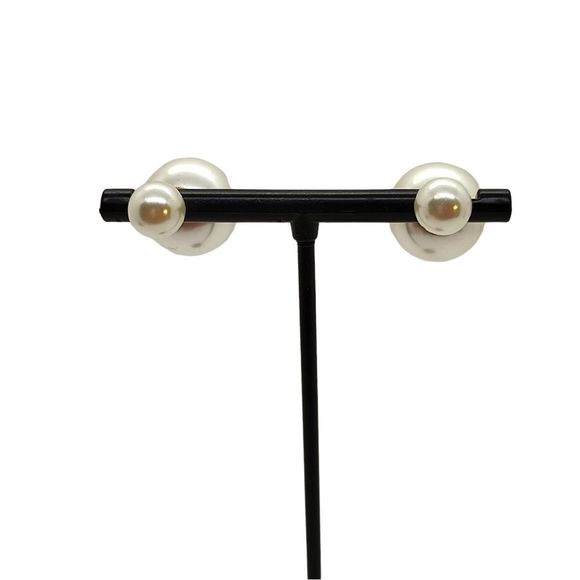 G by Gennaro Faux Pearl Earrings - Picture 3 of 3